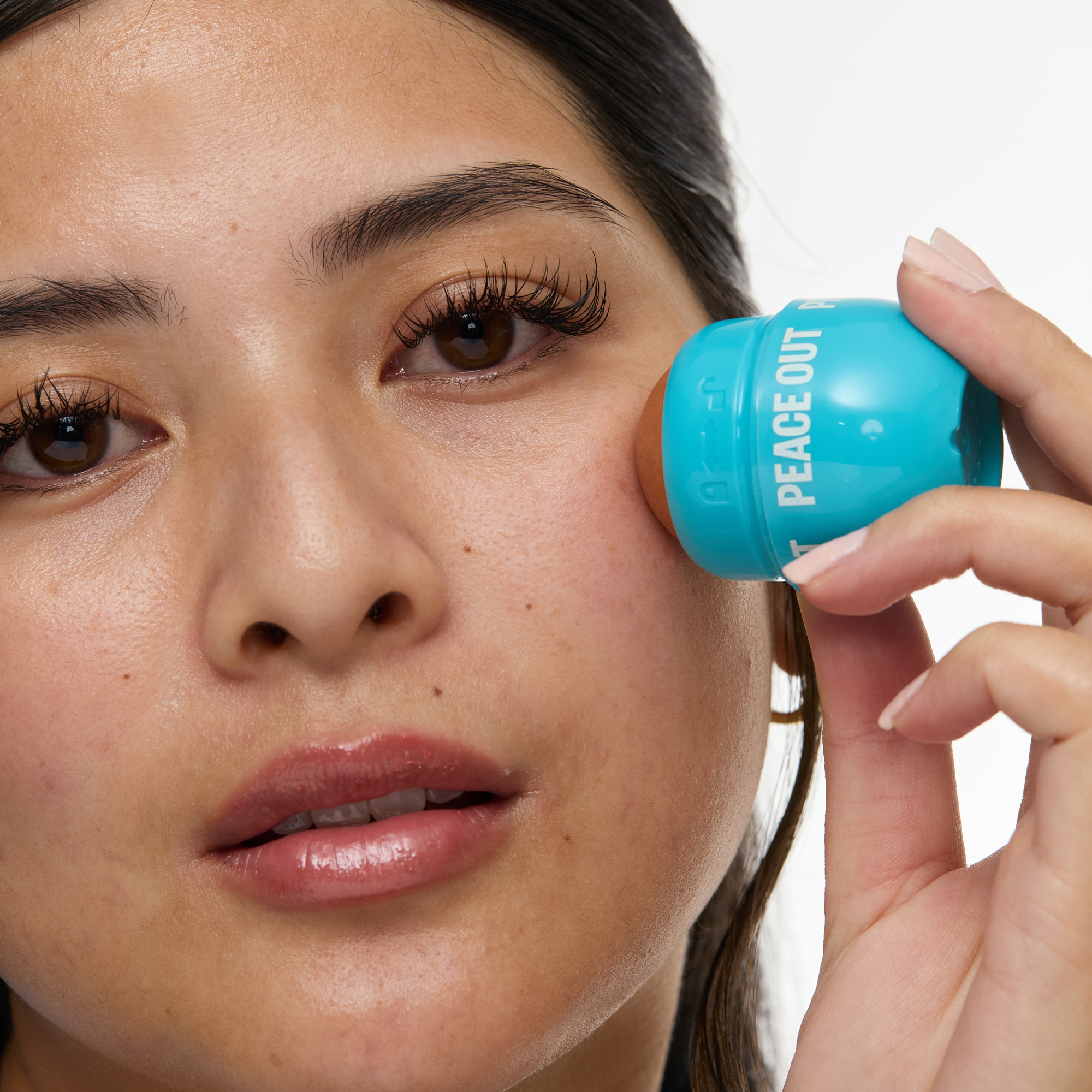INSTANT PORE & OIL CONTROL ROLLER WITH HALLOYSITE CLAY (RODILLO PARA CONTROL DE POROS)